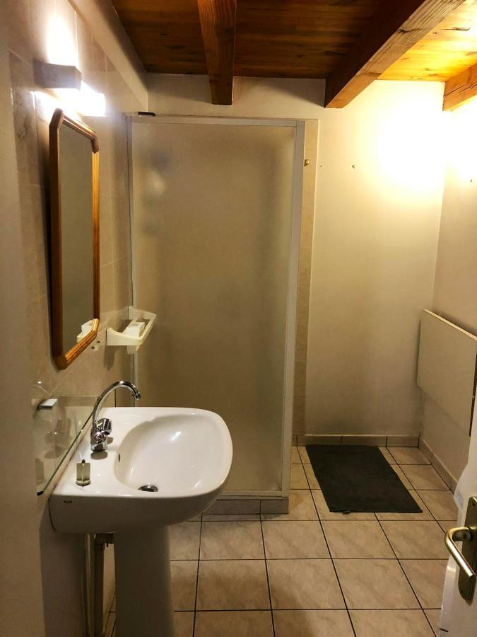 Maison Charmante A Maleville Avec Jardin Prive Et Parking.B Ngoại thất bức ảnh